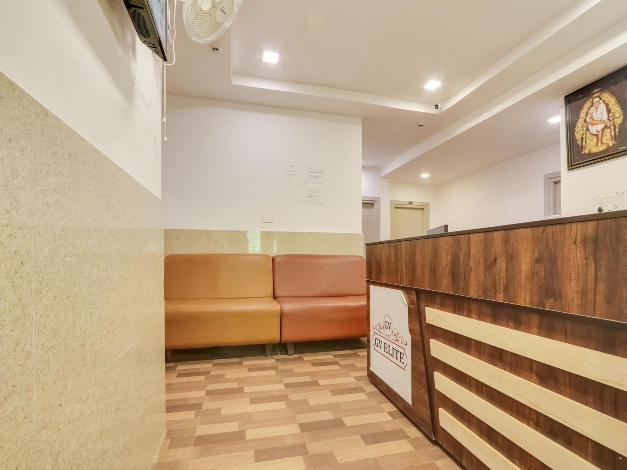 Super Townhouse Qualia Prime Hotel Near Nexus Mall حيدر أباد المظهر الخارجي الصورة